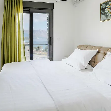 Bay Breeze * Budva