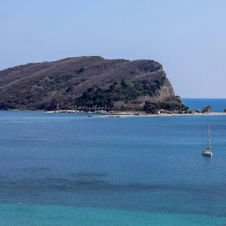Bay Breeze Budva