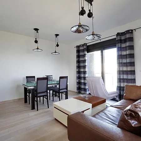 Bay Breeze Budva