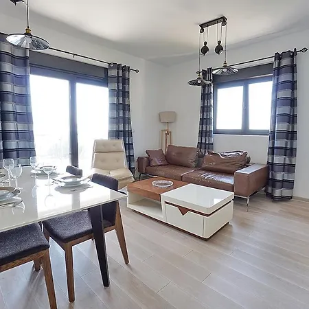 Bay Breeze Budva